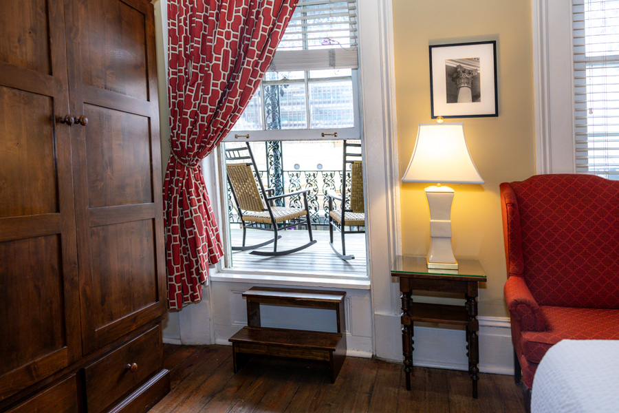 Broughton Balcony King Room at The Marshall House