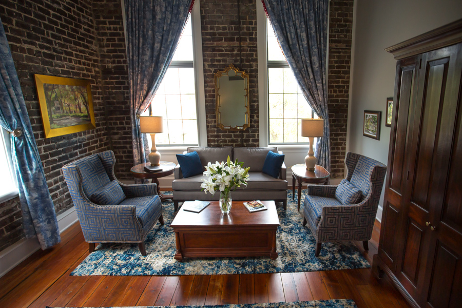East Bay Inn Savannah hotel near River Street